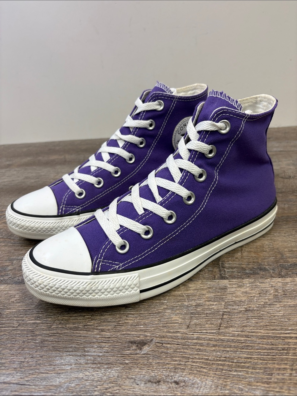 Converse Chuck Taylor All Star High Top Purple Sneakers Unisex Men’s 6 Women’s 8